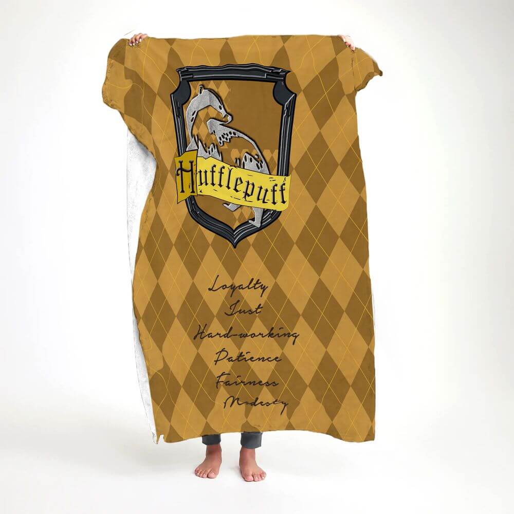 koragarro Hufflepuff personalized throw blanket, arry potter decorations,  home décor, hogwarts schools, custom throw blanket, potterhead gift, red gold pattern, fleece and sherpa blanket, Christmas gift to HP fans