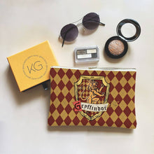 Load image into Gallery viewer, koaragarro hogwarts school personalized makeup bag, harry potter cosmetic bag, Gryffindor, Slytherin, Ravenclaw, Hufflepuff, custom mini travel case,potterhead gift for her, harry potter decorations