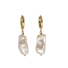 Load image into Gallery viewer, freshwater barque pearl earrings koragarro