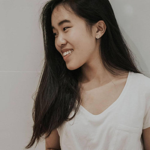 koragarro crescent stud earrings dainty studs 